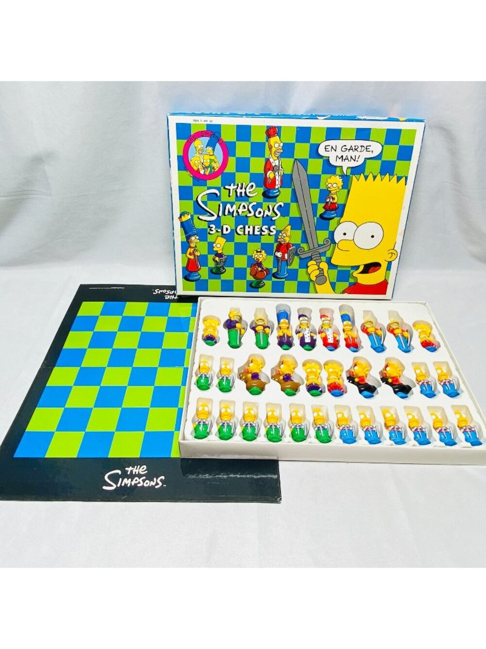 The Simpsons 3D Chess Set With Colorful Character Pieces 1992
